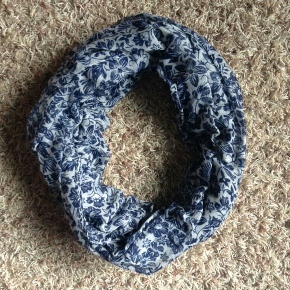 Floral Scarf - Picture 1 of 3